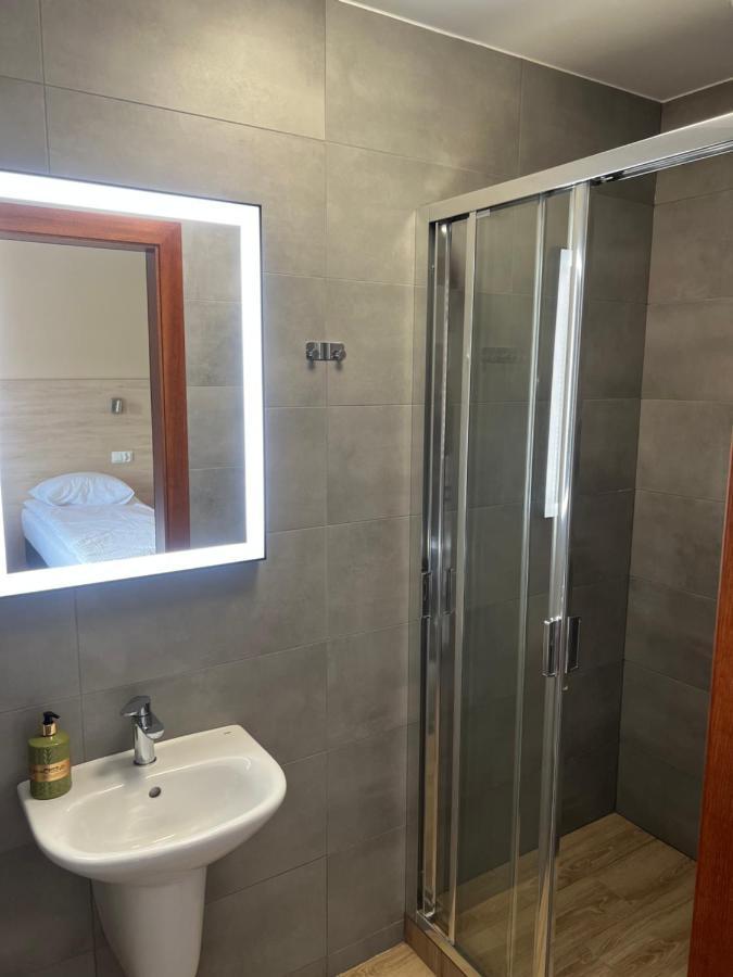 Ludowa Restauracja & Noclegi Kietrz Ngoại thất bức ảnh